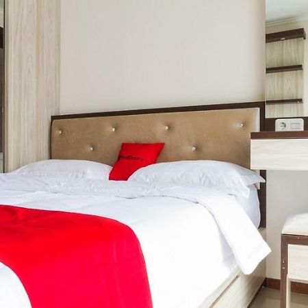 Reddoorz Apartment @ Gateway Pasteur Bandung Kültér fotó