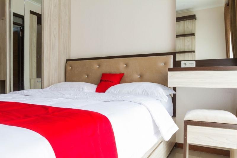 Reddoorz Apartment @ Gateway Pasteur Bandung Kültér fotó